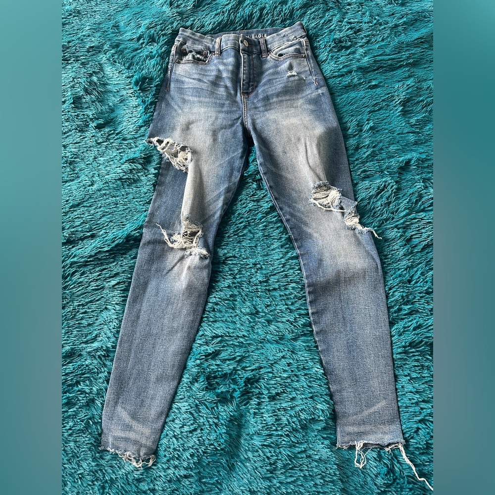 American Eagle Outfitters Distressed Skinny Jeans - Medium Blue